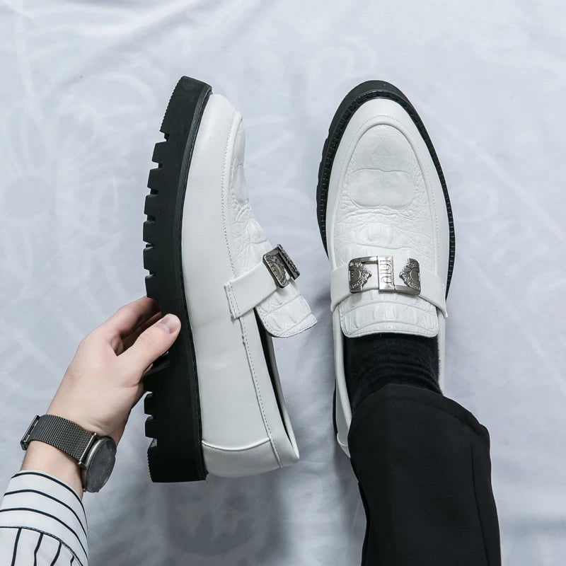 Mocassins Homme en Cuir Verni - Style Audacieux & Confortable - Atelier Chaussure