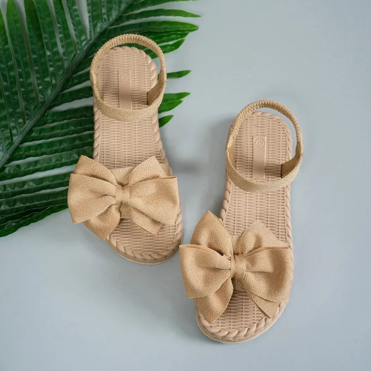 Sandales Femme Plates – Modèle Nœud Tressé Estival