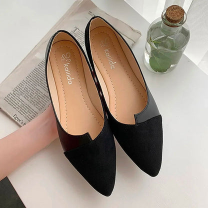 Ballerines Bicolores à Bout Pointu – Raffinement et Modernité - Atelier Chaussure