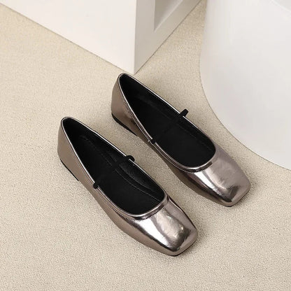 Ballerines Métallisées à Bout Carré – Modernité et Raffinement - Atelier Chaussure