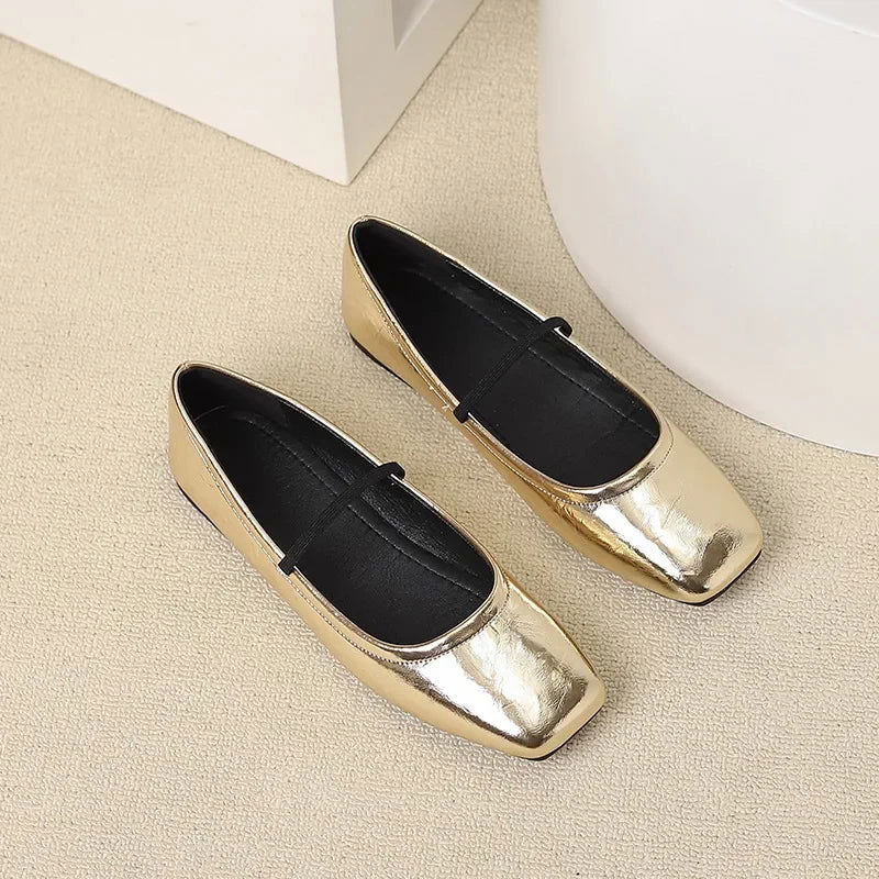 Ballerines Métallisées à Bout Carré – Modernité et Raffinement - Atelier Chaussure