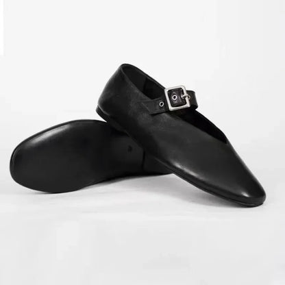 Ballerines Noires avec Bride – Sobriété et Modernité - Atelier Chaussure