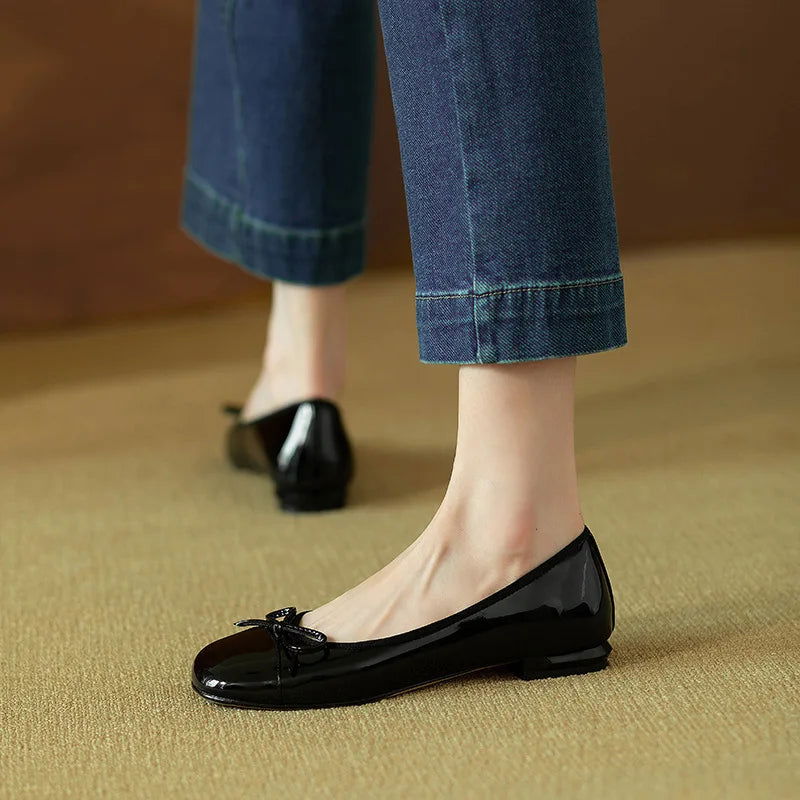 Ballerines Vernies avec Nœud – Charme et Raffinement - Atelier Chaussure