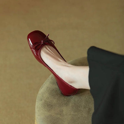 Ballerines Vernies avec Nœud – Charme et Raffinement - Atelier Chaussure