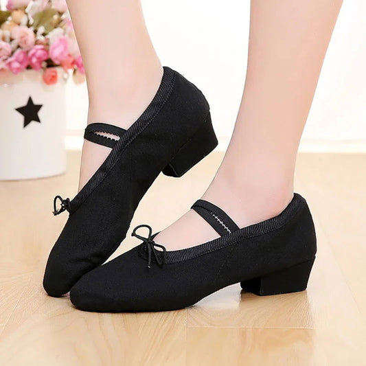 Ballerines à Talon Bas avec Bride - Atelier Chaussure