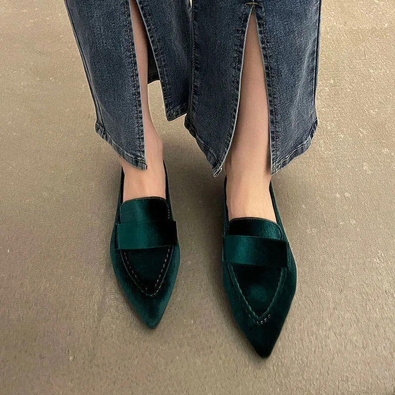 Mocassins Femme Pointus – Raffinement et Modernité - Atelier Chaussure