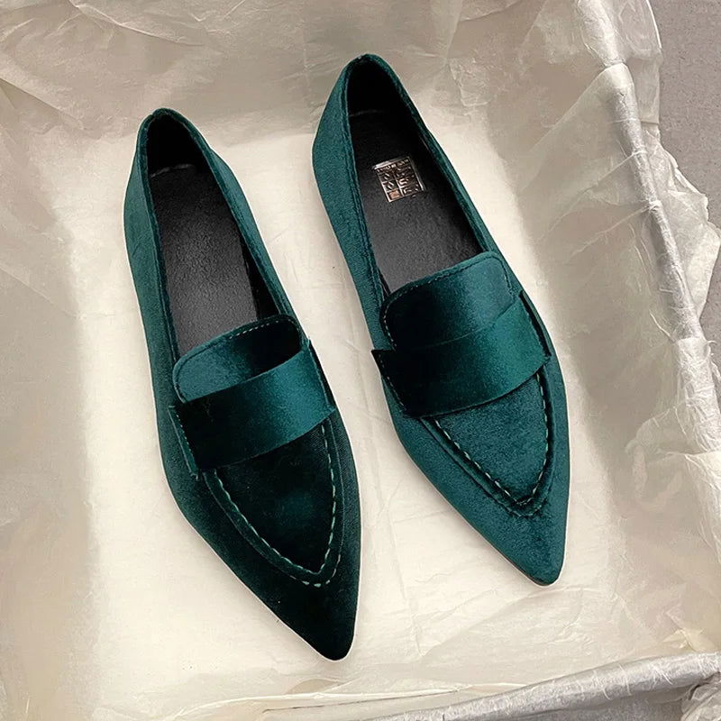 Mocassins Femme Pointus – Raffinement et Modernité - Atelier Chaussure