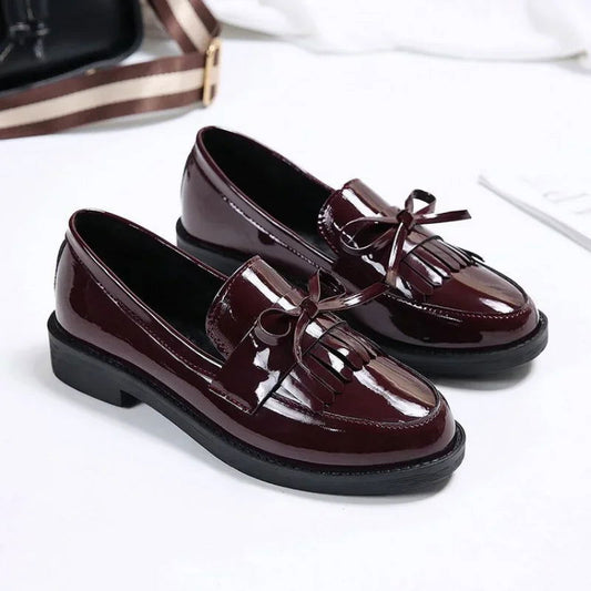 Mocassins Femme Vernis avec Franges – Audace et Raffinement - Atelier Chaussure