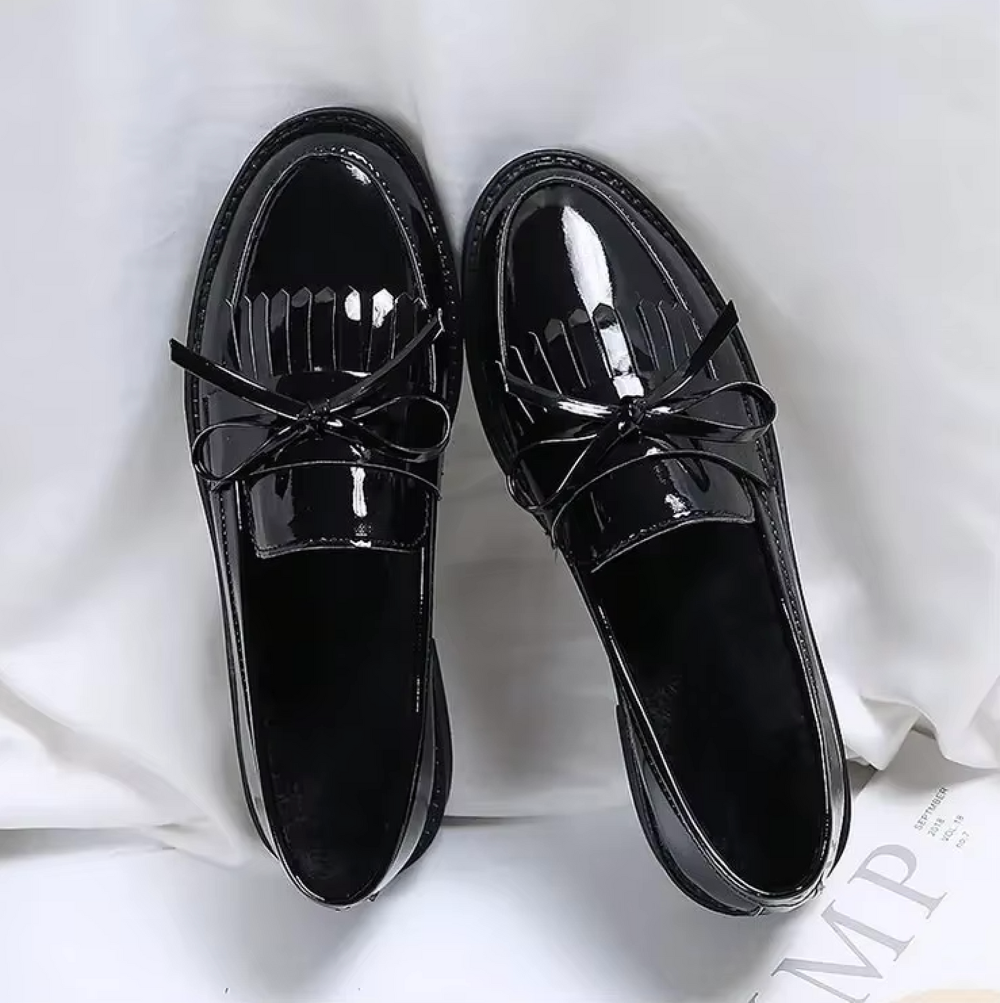 Mocassins Femme Vernis avec Franges – Audace et Raffinement - Atelier Chaussure