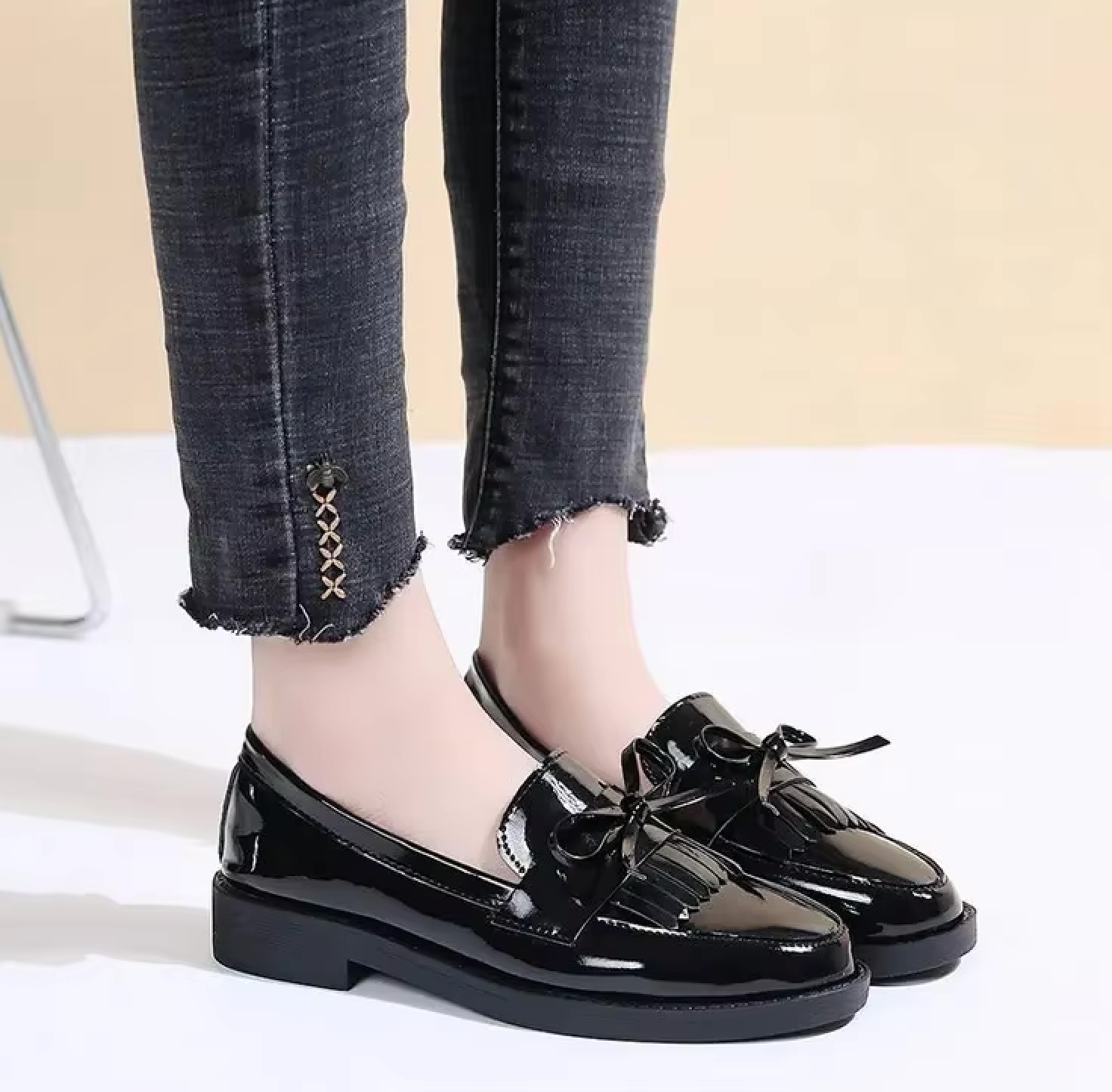 Mocassins Femme Vernis avec Franges – Audace et Raffinement - Atelier Chaussure