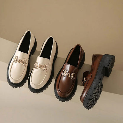 Mocassins Femme avec Chaîne Métallique - Confort et Robustesse - Atelier Chaussure