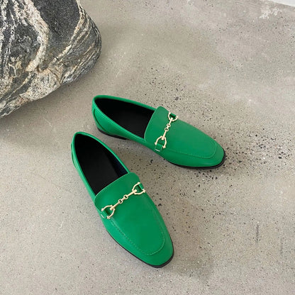 Mocassins Femme en Cuir Lisse avec Détail Métallique - Atelier Chaussure