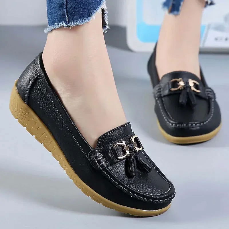 Mocassins Femme en Simili Cuir avec Détail Métallique - Atelier Chaussure