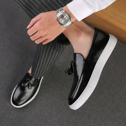 Mocassins Homme Moderne en Cuir avec Pompons - Atelier Chaussure