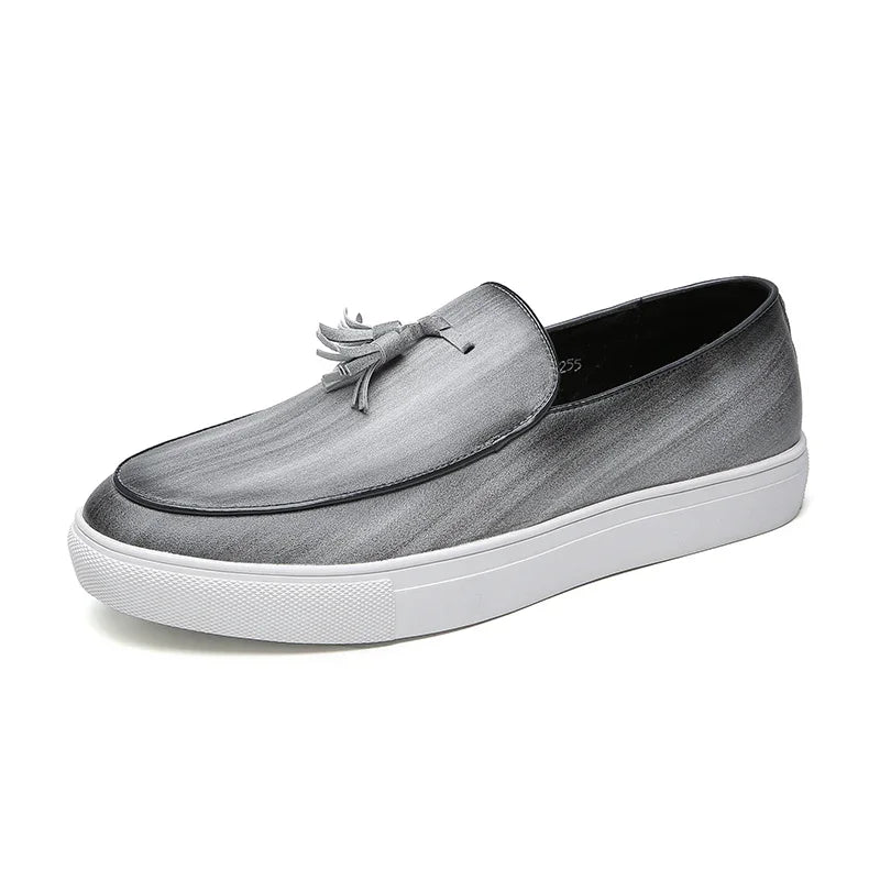 Mocassins Homme Moderne en Cuir avec Pompons - Atelier Chaussure