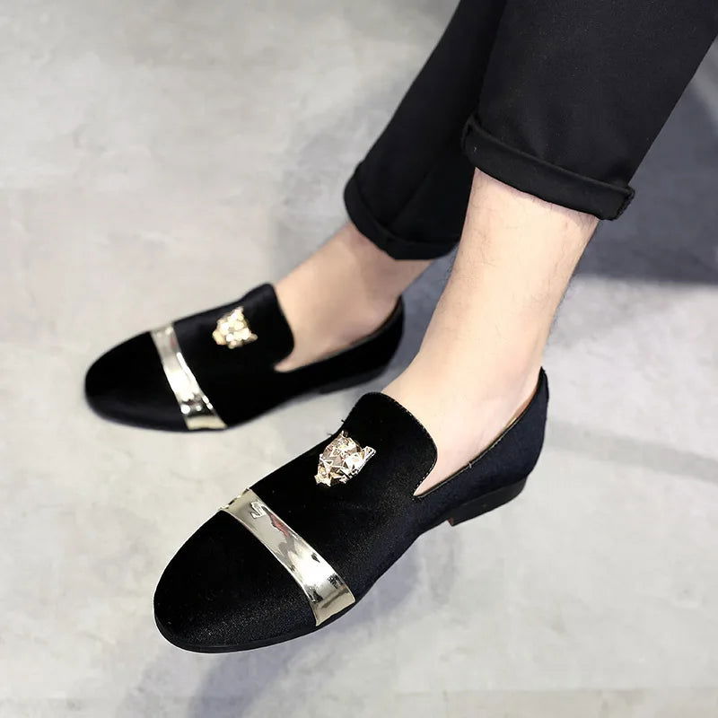 Mocassins Homme Prestige en Velours - Finitions Métalliques Modernes - Atelier Chaussure