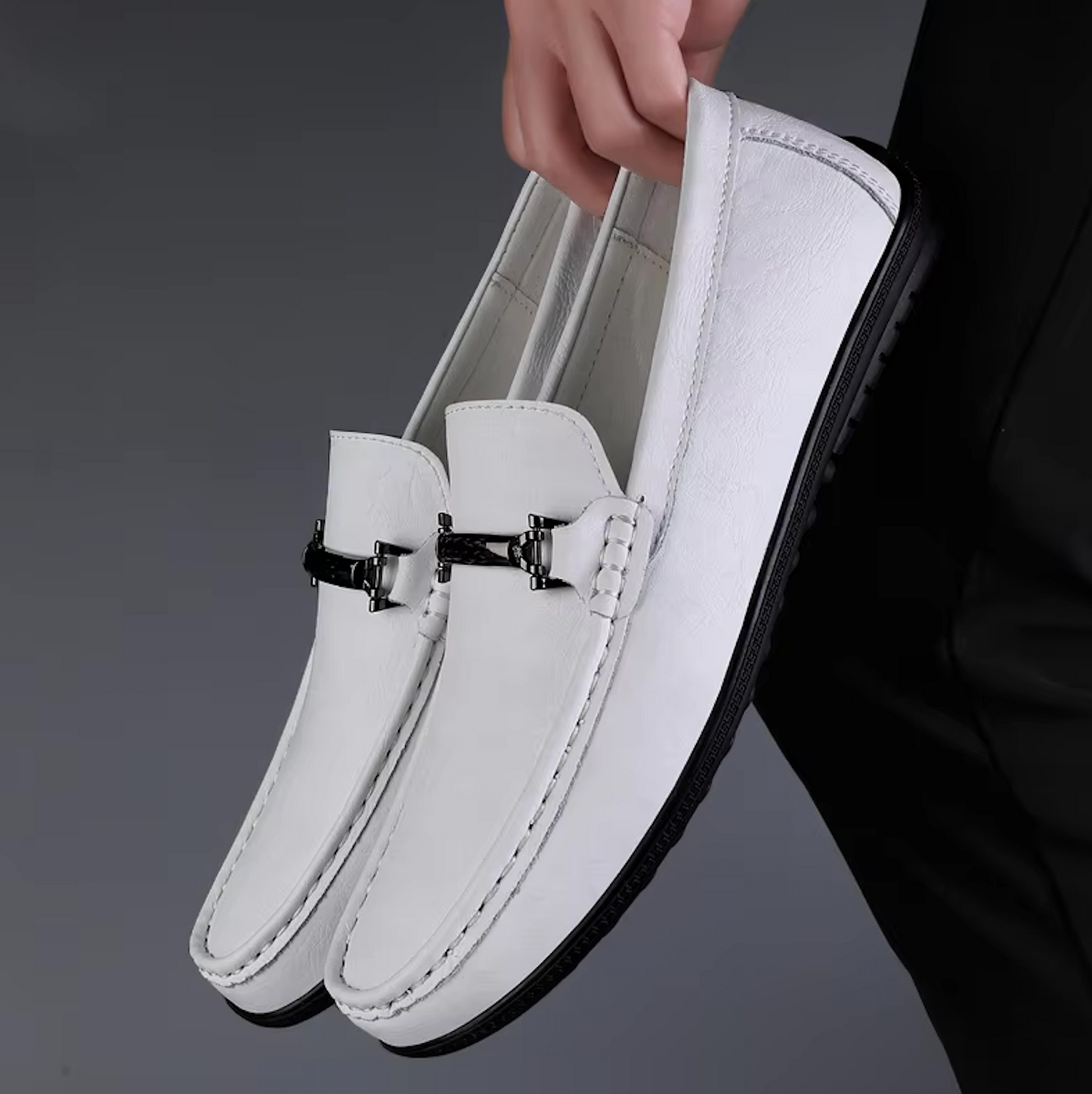 Mocassins Homme en Cuir Chic - Détail Métallique Raffiné - Atelier Chaussure