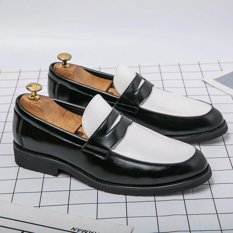 Mocassins Homme en Cuir Verni - Style Vintage et Raffiné - Atelier Chaussure