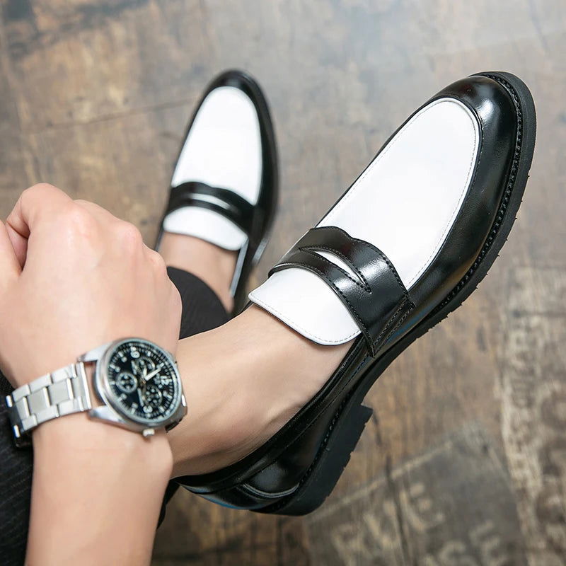 Mocassins Homme en Cuir Verni - Style Vintage et Raffiné - Atelier Chaussure