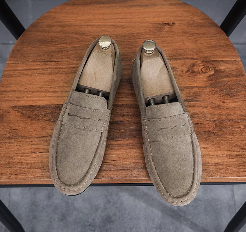 Mocassins Homme en Daim Classique - Confort & Style - Atelier Chaussure
