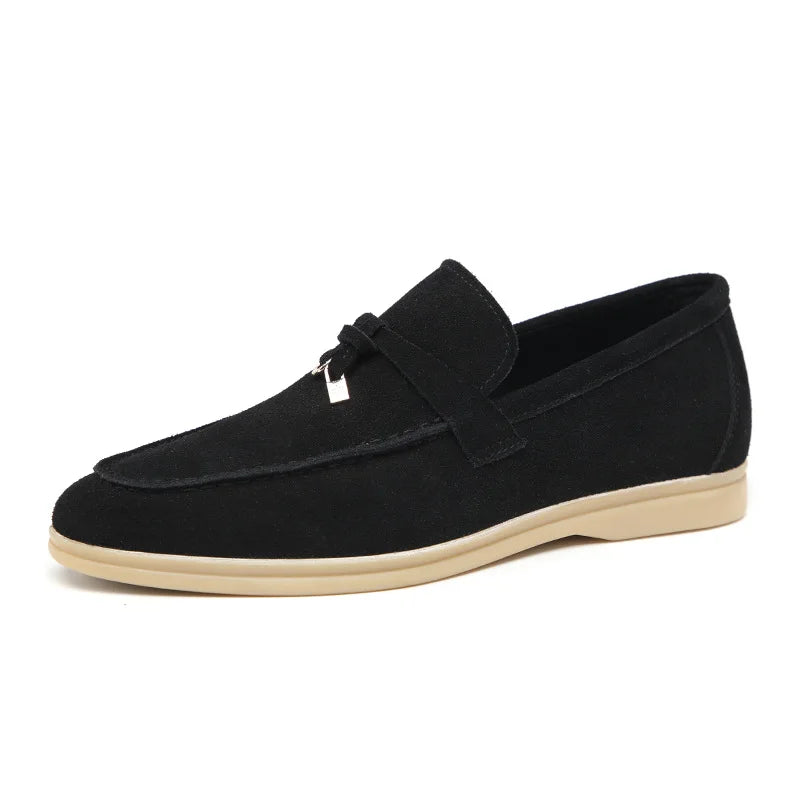 Mocassins Homme en Daim avec Détail Métallique - Atelier Chaussure