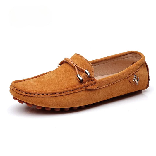 Mocassins Homme en Daim avec Détail Métallique - Atelier Chaussure