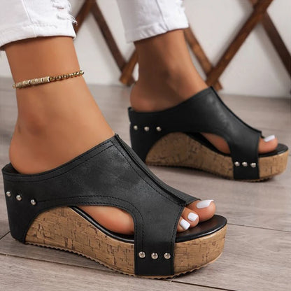 Sandales Femme Compensées – Empeigne Large Et Talon Liège