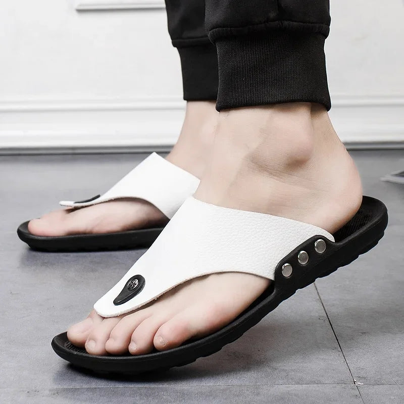 Sandales Homme – Bout Rond Avec Séparation D'orteils Et Rivets Métal