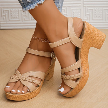 Sandales Femme Compensées – Talon Tressé Et Brides Croisées