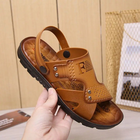 Sandales Homme – Bride Arrière Amovible Et Design Riveté